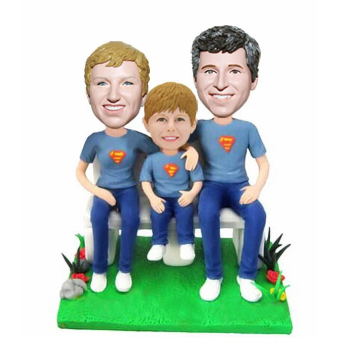 Customized Family Bobblehead Figures - BobbleGifts