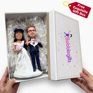 Custom Wedding Couple Bobblehead with Flowers