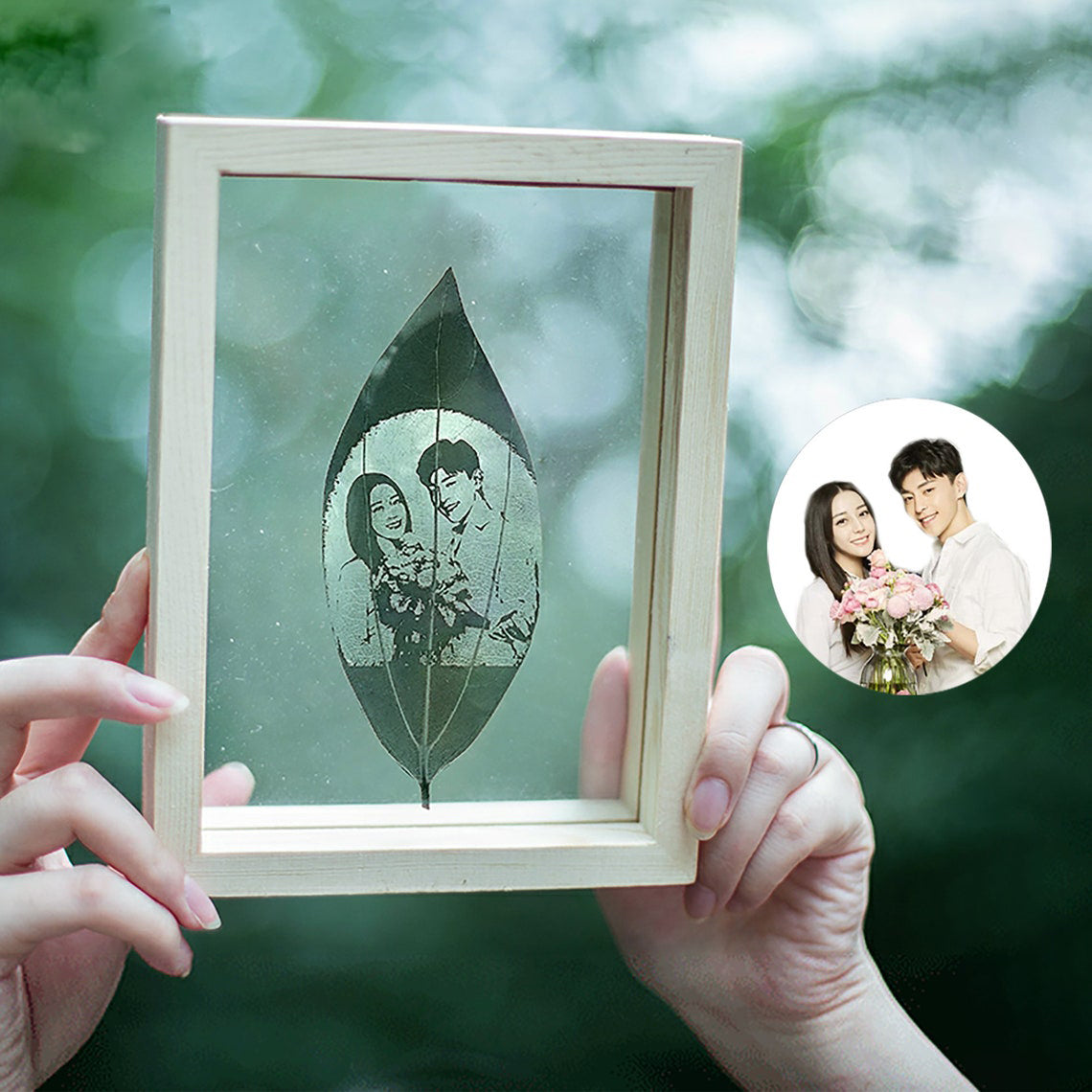 Customized Photos of Leaf Carving - 2 Person